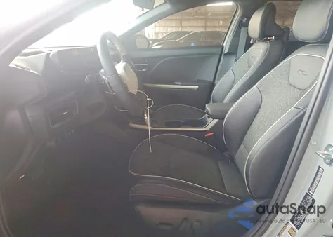 2025 Kia K4 Gt Line z USA, uszkodzony, nr VIN 3KPFW4DE8SE260971